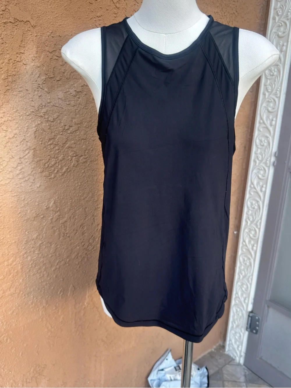 lululemon athletica Black Racerback Athletic Tank size 4